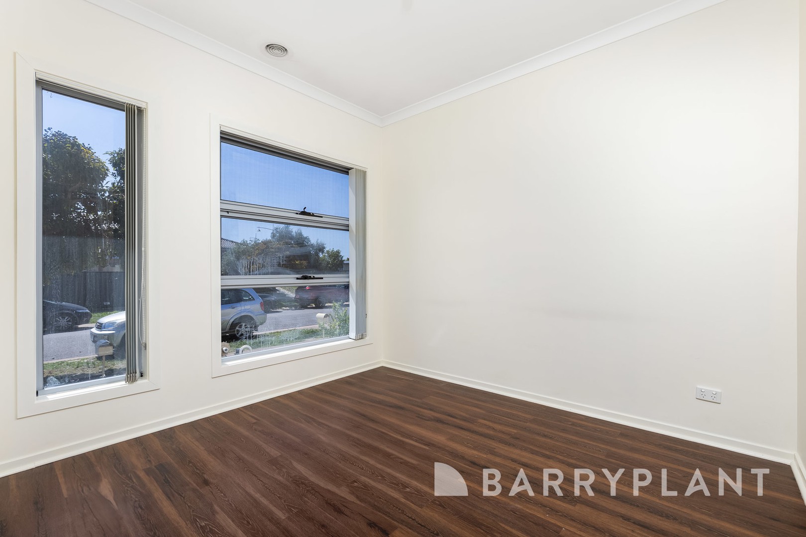3/1 Beaurepaire Drive, Point Cook, VIC 3030, Point Cook - Thumbnail 2