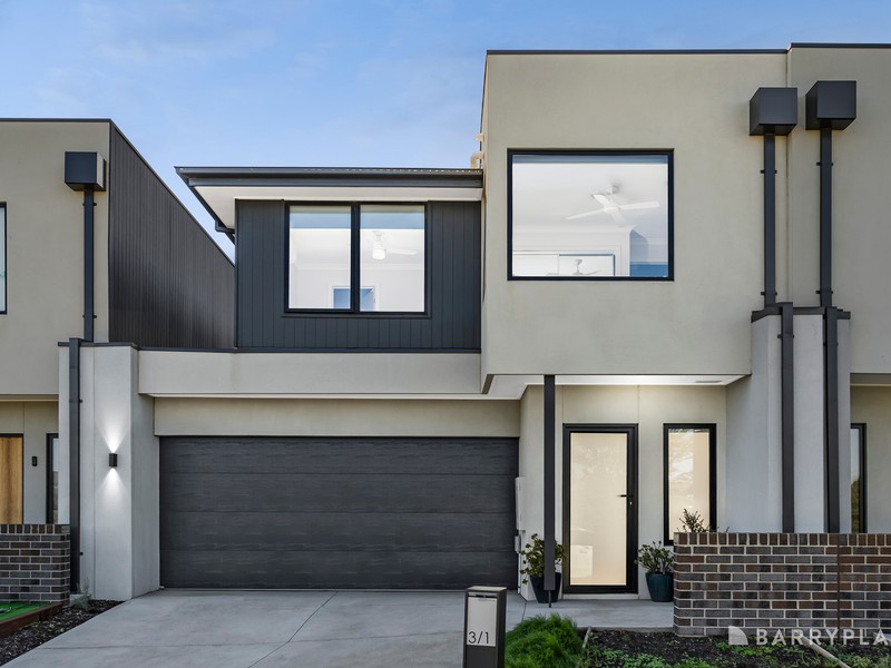 3/1 Greenpoint Drive, Rockbank, VIC 3335 - Image - 03/05/2025