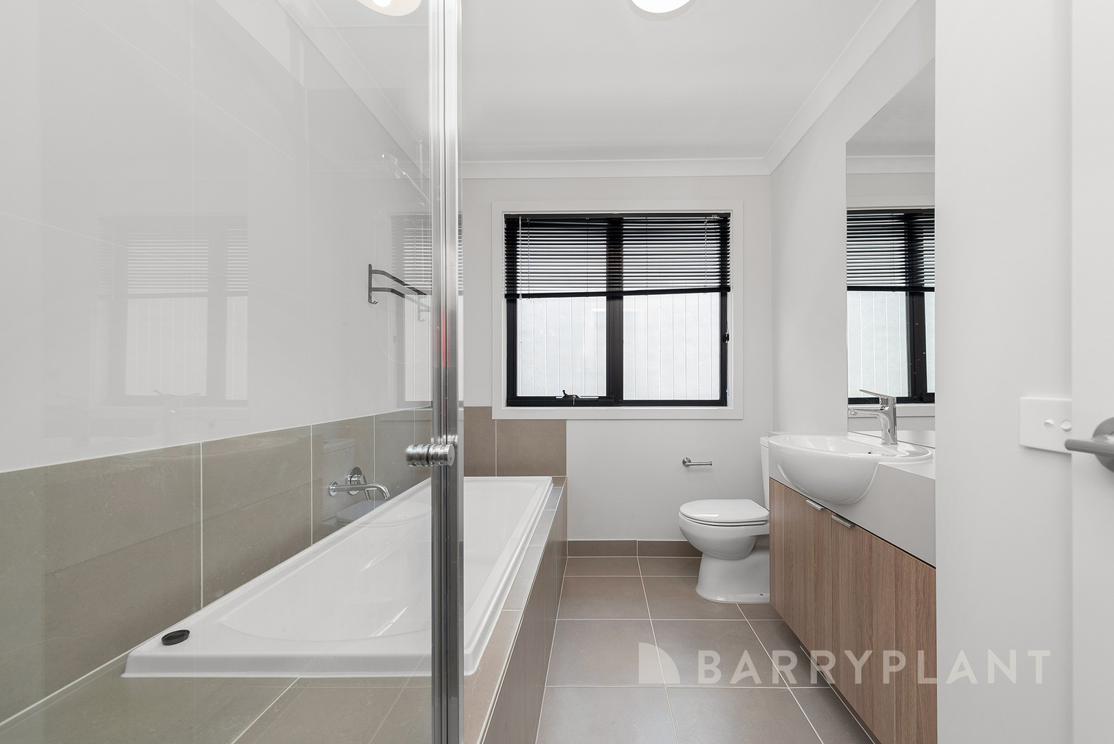 3/1 Greenpoint Drive, Rockbank, VIC 3335, Rockbank - Thumbnail 7