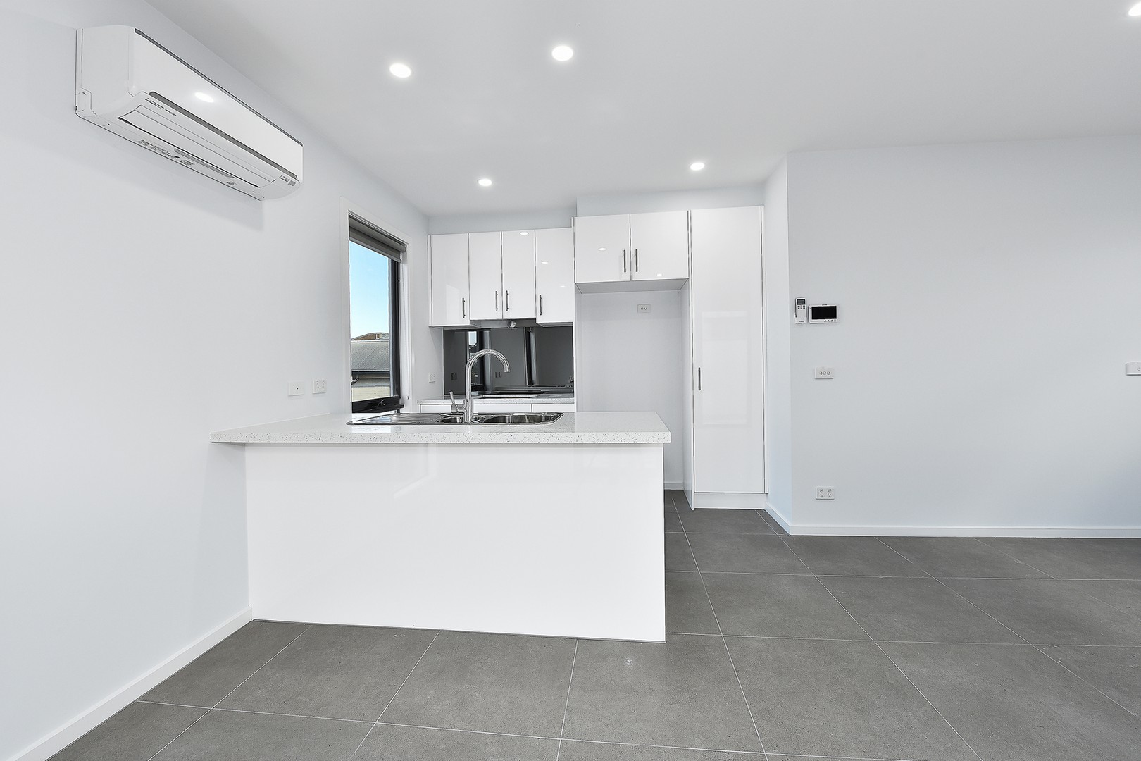 3/1 Park Street, Coburg, VIC 3058, Coburg - Thumbnail 2