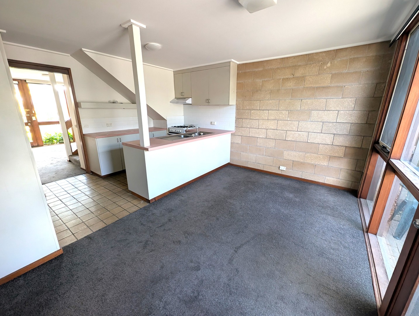 3/1 Sutherland Street, Geelong, VIC 3220, Geelong - Thumbnail 2