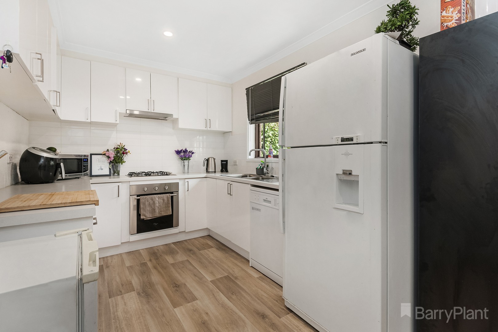 3/10 Button StreetStrathdale, VIC 3550, Strathdale - Thumbnail 3