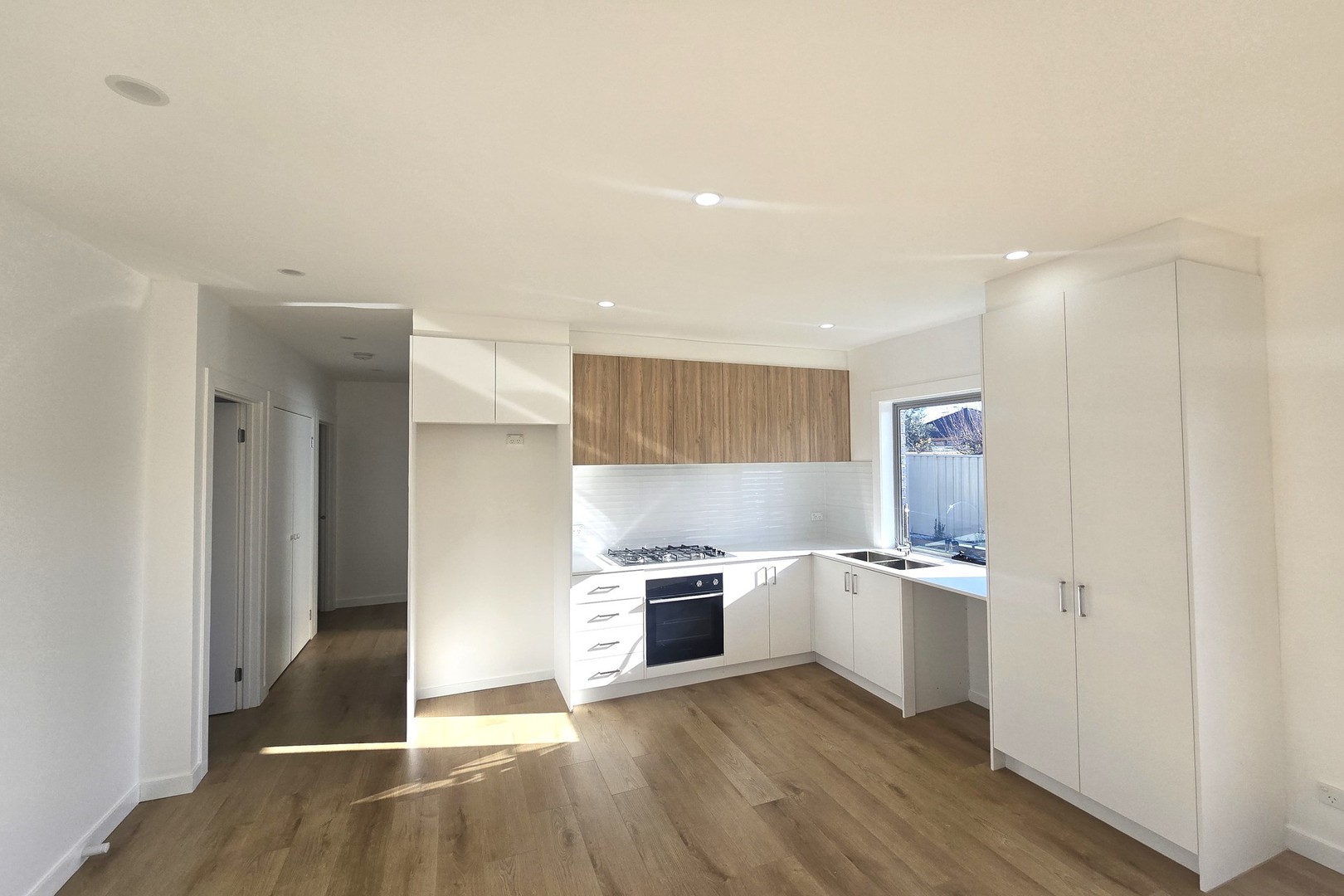 3/10 George Street, St Albans, VIC 3021, St Albans - Thumbnail 4