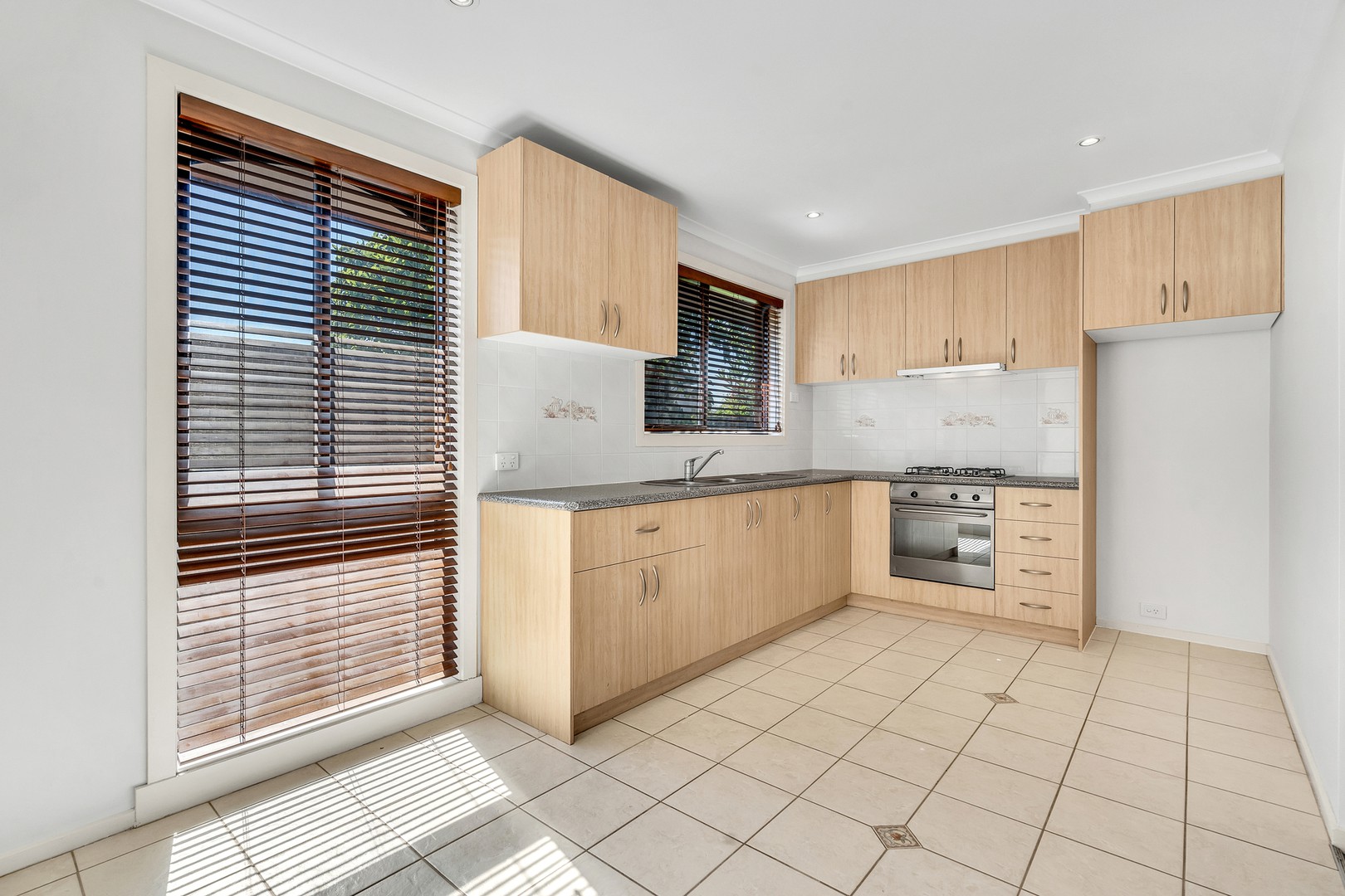 3/10 Goulburn Avenue, Reservoir, VIC 3073, Reservoir - Thumbnail 6