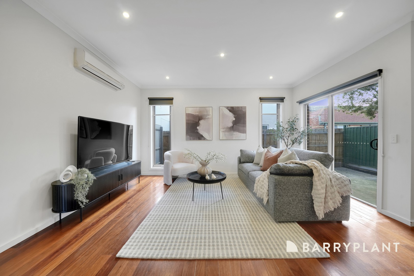 3/10 Hampton Parade, West Footscray, VIC 3012 - Thumbnail 2 - 29/04/2026