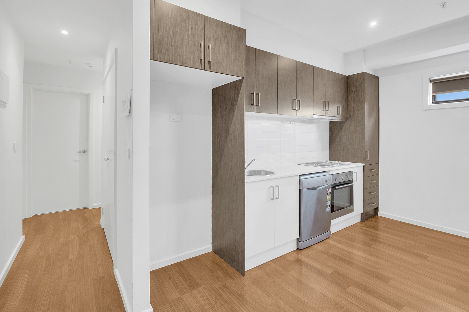 3/10 Hudson Street, Coburg, VIC 3058 - Thumbnail 2 - 23/09/2025