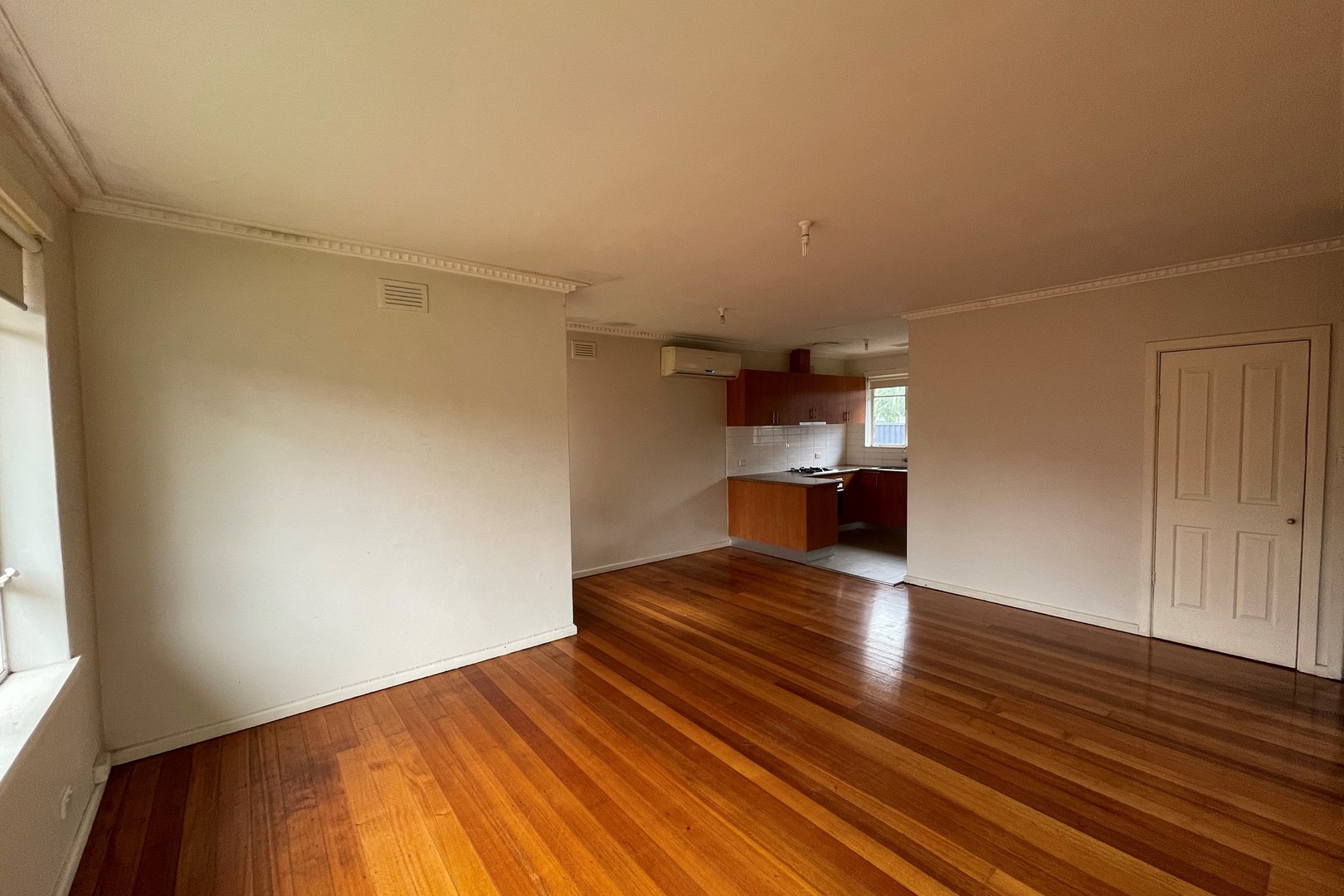 3/10 Johnson Street, Reservoir, VIC 3073, Reservoir - Thumbnail 3