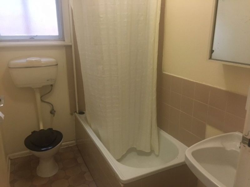 3/10 Lake Road, Blackburn, VIC 3130, Blackburn - Thumbnail 4