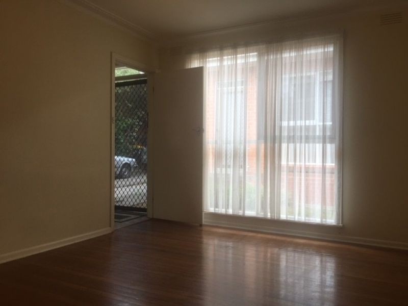 3/10 Lake Road, Blackburn, VIC 3130, Blackburn - Thumbnail 5