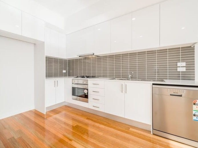 3/10 Lorensen Avenue, Coburg North, VIC 3058, Coburg North - Thumbnail 4