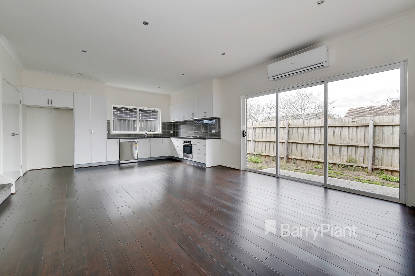 3/10 Meredith Street, Broadmeadows, VIC 3047, Broadmeadows - Thumbnail 2
