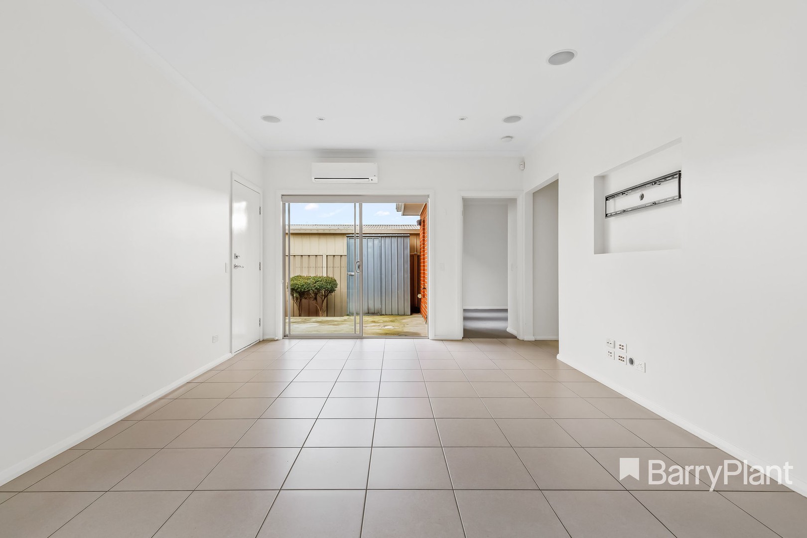 3/10 O'Dowd Street, Reservoir, VIC 3073, Reservoir - Thumbnail 3
