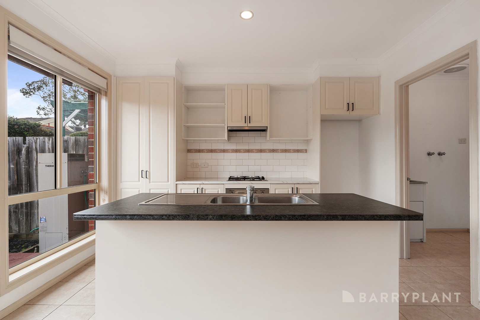 3/10 Stamford Crescent, Rowville, VIC 3178 - Thumbnail 2 - 14/10/2026