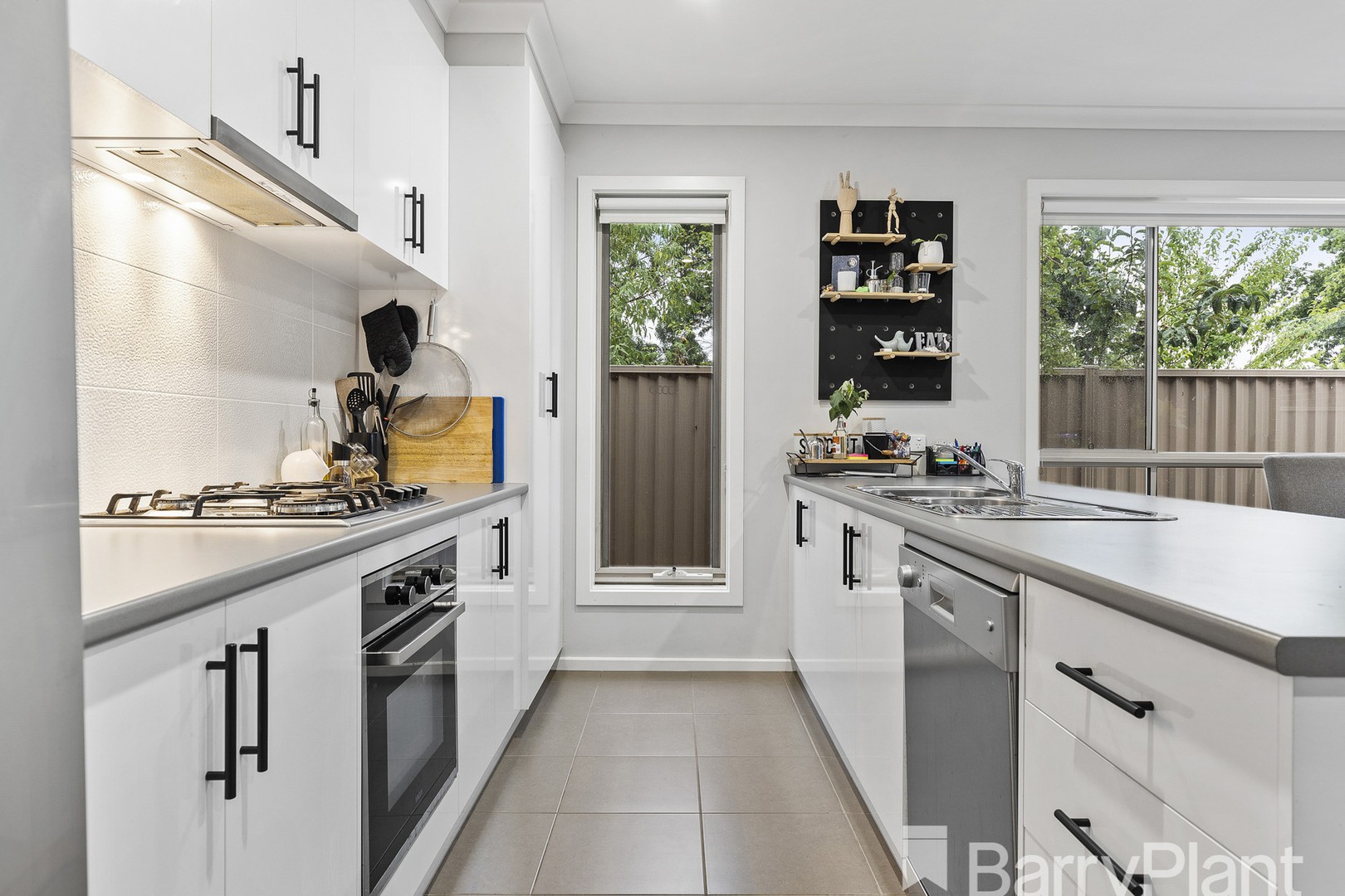 3/100a Beverin Street, Sebastopol, VIC 3356, Sebastopol - Thumbnail 2