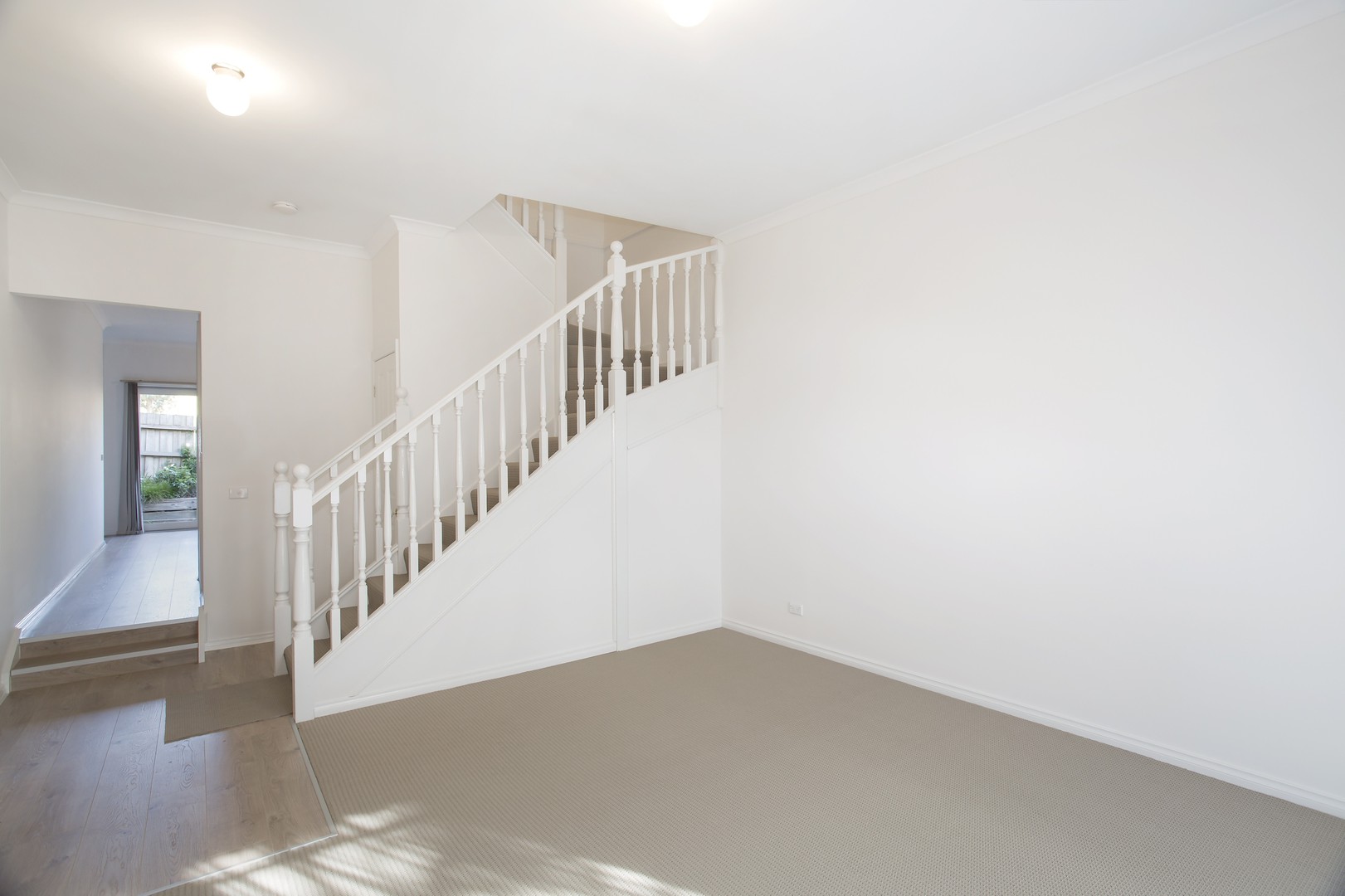 3/101 Martins Lane, Viewbank, VIC 3084, Viewbank - Thumbnail 3