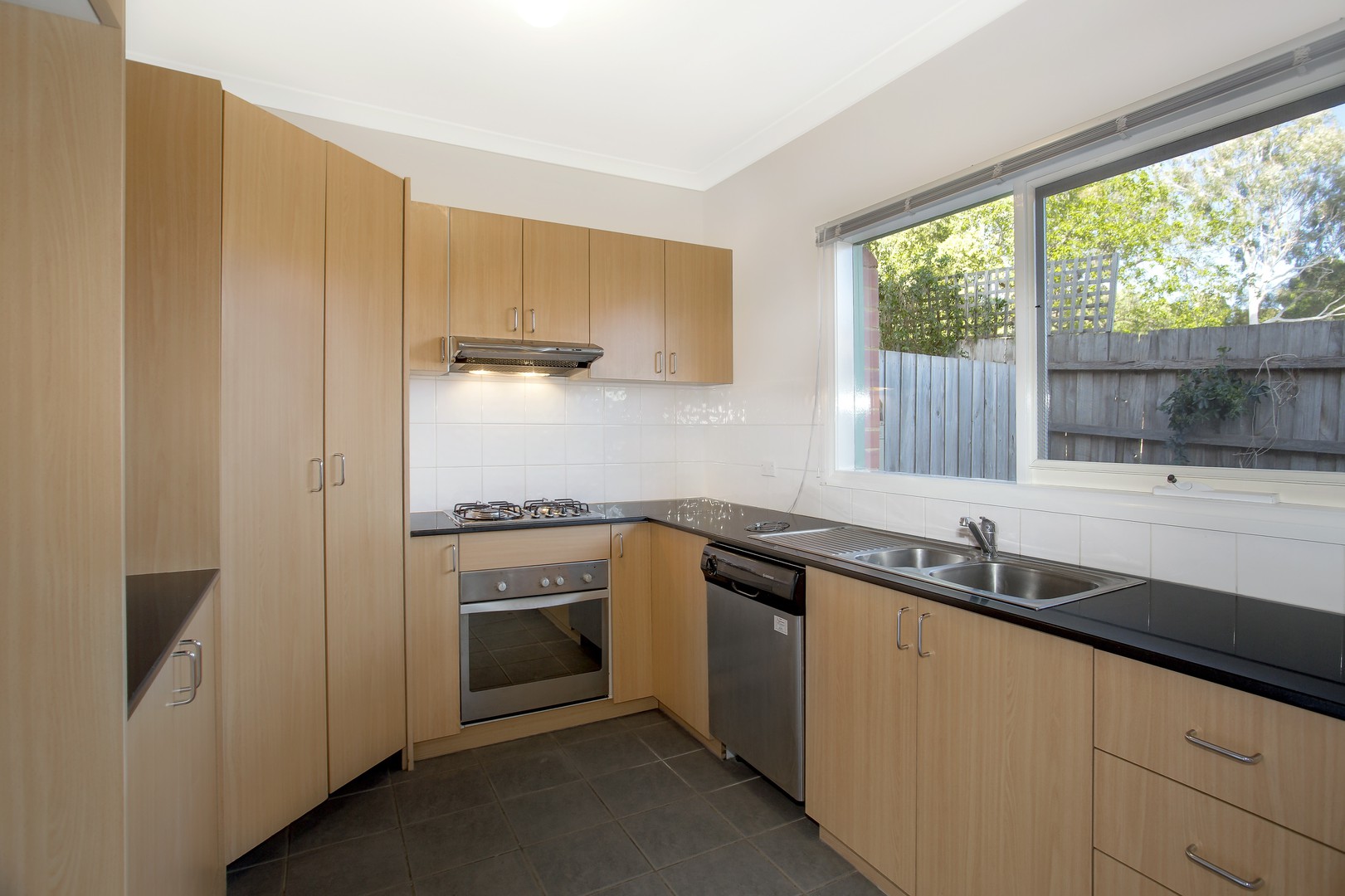 3/101 Martins Lane, Viewbank, VIC 3084, Viewbank - Thumbnail 4