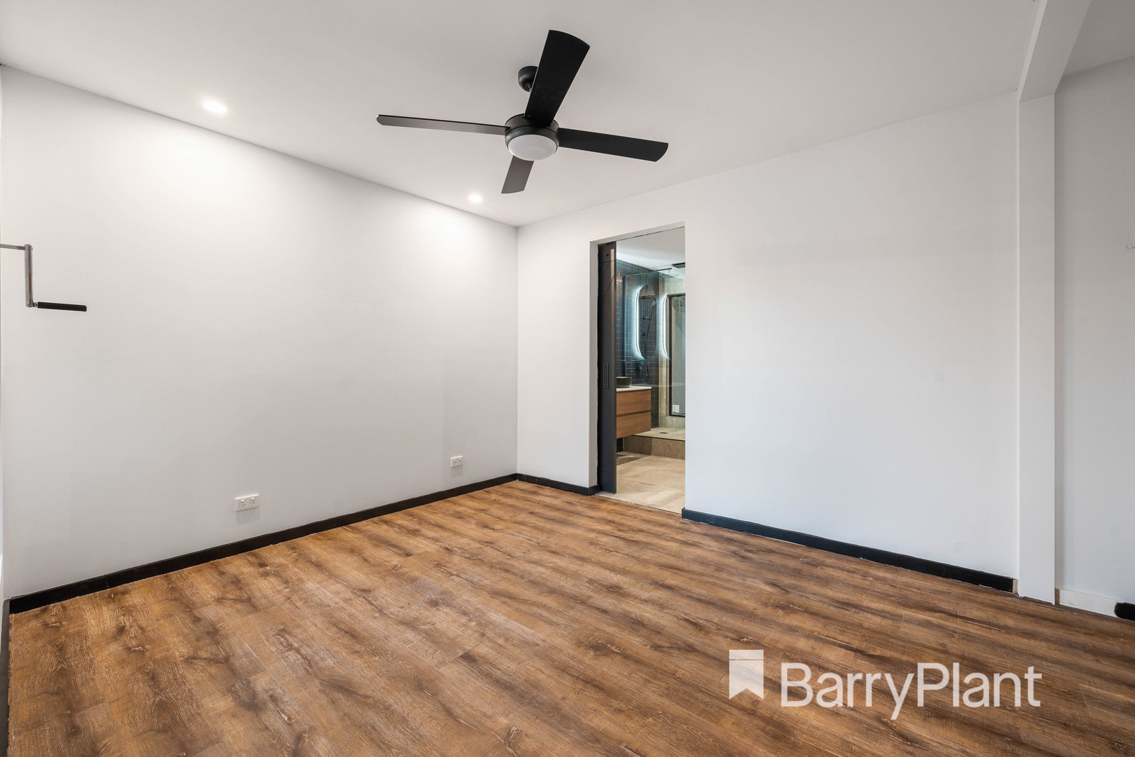 3/102-104 Fox Street, St Albans, VIC 3021, St Albans - Thumbnail 5