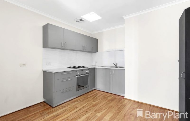 3/108 Lower Dandenong Rd, Parkdale, VIC 3195 - Thumbnail 2 - 13/05/2025