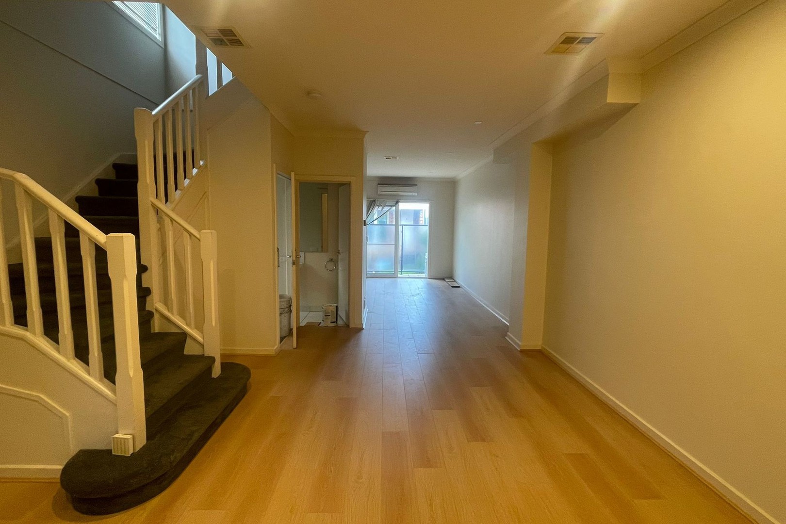 3/1084 Whitehorse Road, Box Hill, VIC 3128 - Thumbnail 2 - 28/03/2026