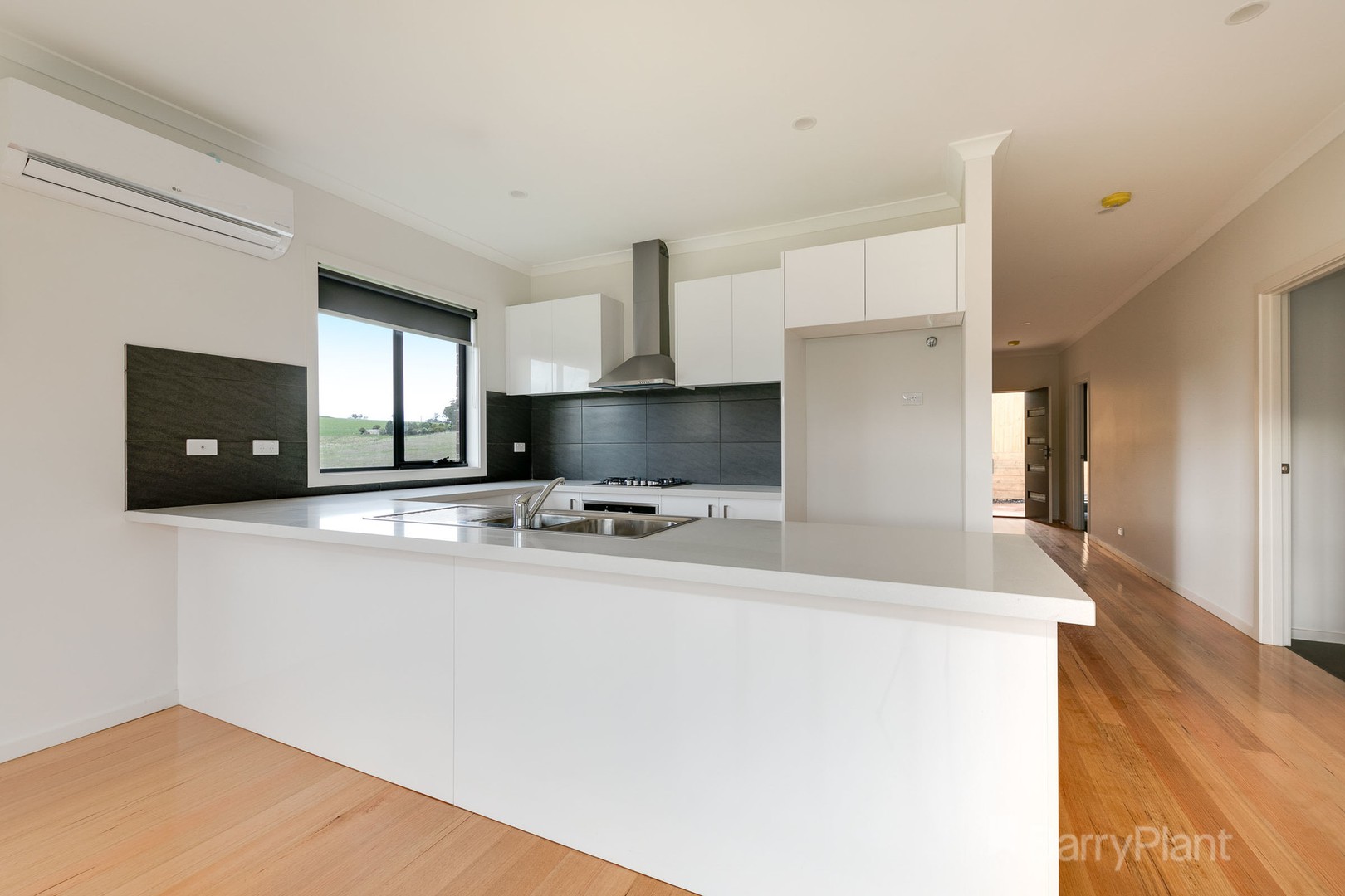 3/11 Vivian Court, Drouin, VIC 3818, Drouin - Thumbnail 2