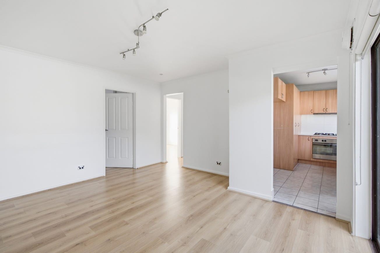 3/1130 Whitehorse Road, Box Hill, VIC 3128 - Thumbnail 2 - 01/10/2026