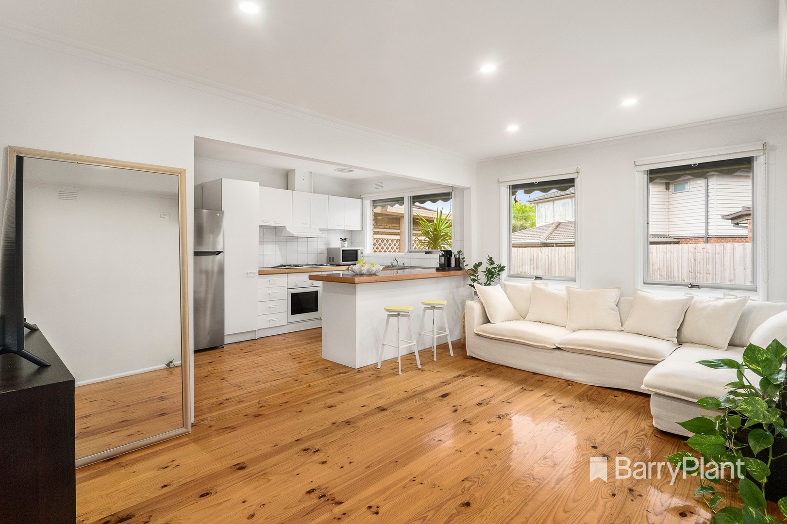 3/12 Jack Road, Cheltenham, VIC 3192 - Thumbnail 2 - 12/09/2023