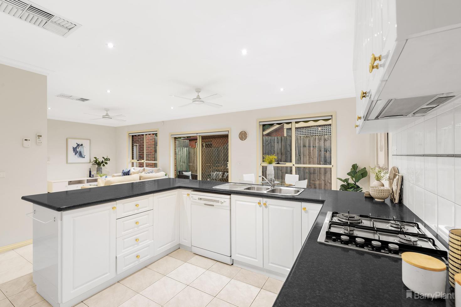 3/12 Parkville Place, Donvale, VIC 3111, Donvale - Thumbnail 3
