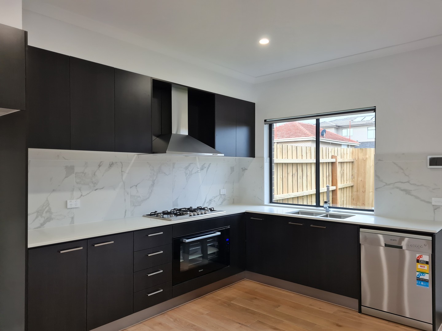 3/12 Whiteside Street, Springvale, VIC 3171, Springvale - Thumbnail 5