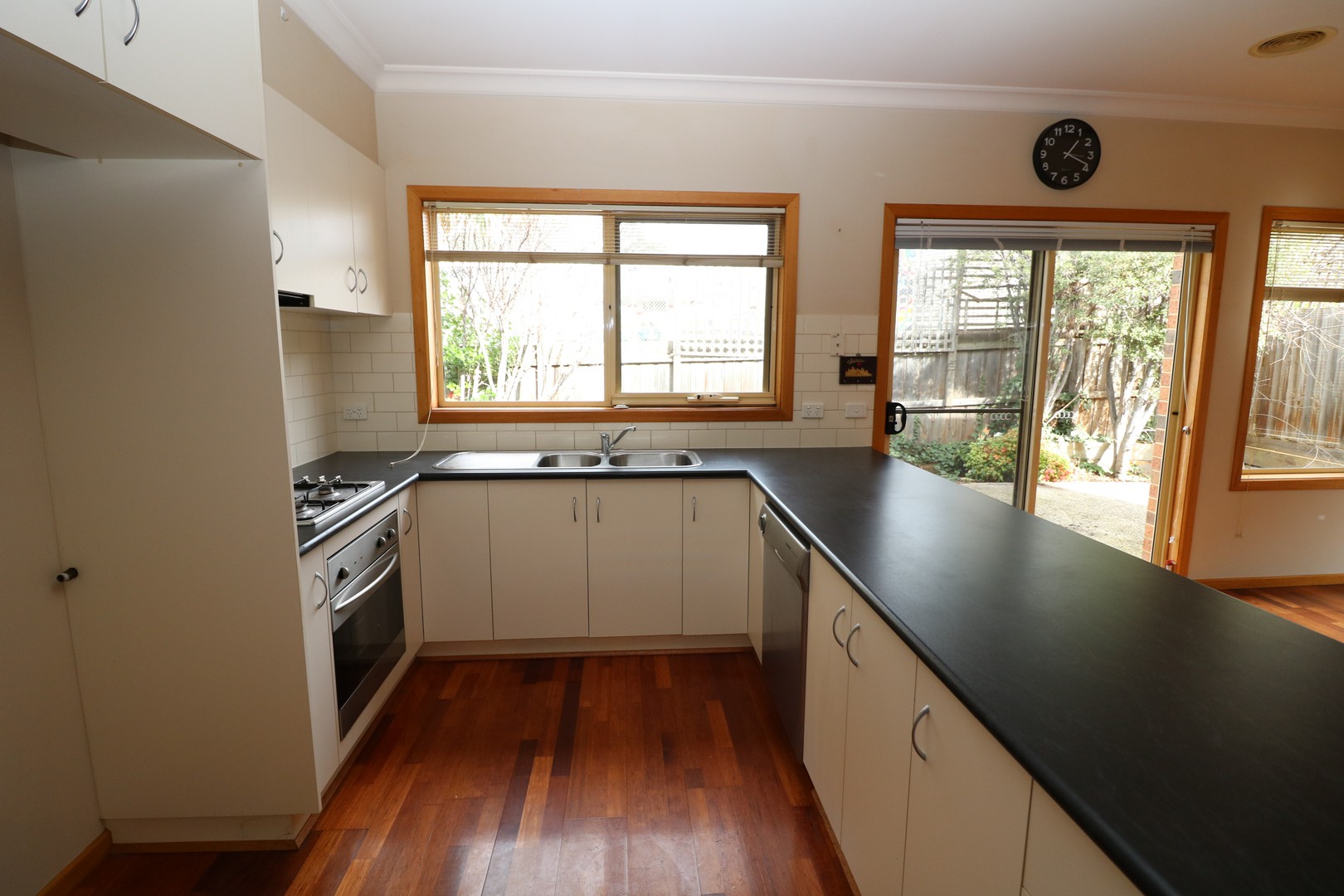 3/121-123 Barrabool Road, Highton, VIC 3216, Highton - Thumbnail 3