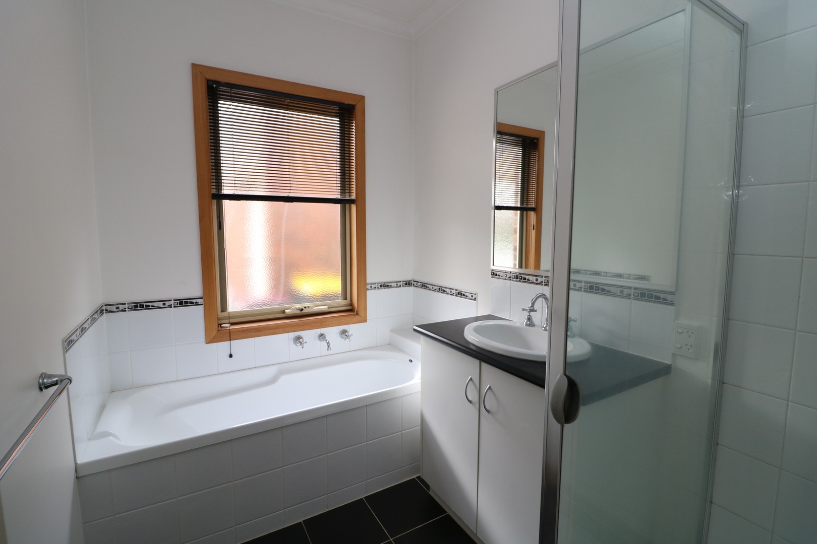 3/121-123 Barrabool Road, Highton, VIC 3216, Highton - Thumbnail 6