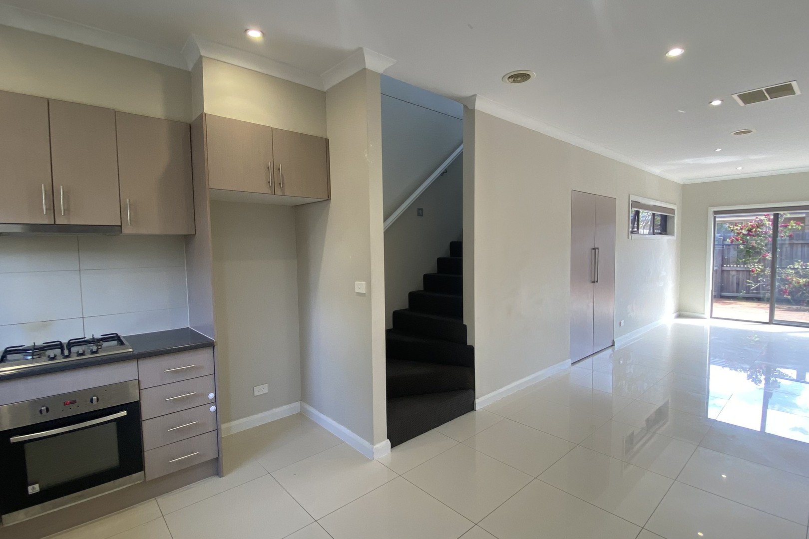 3/121 Cheddar Road, Reservoir, VIC 3073 - Thumbnail 1 - 25/11/2021