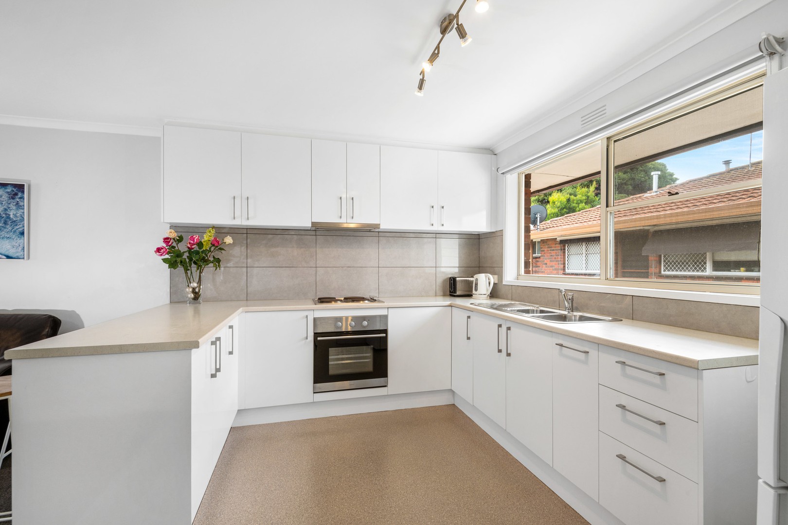 3/127 Minerva Road, Herne Hill, VIC 3218 - Thumbnail 2 - 30/06/2025