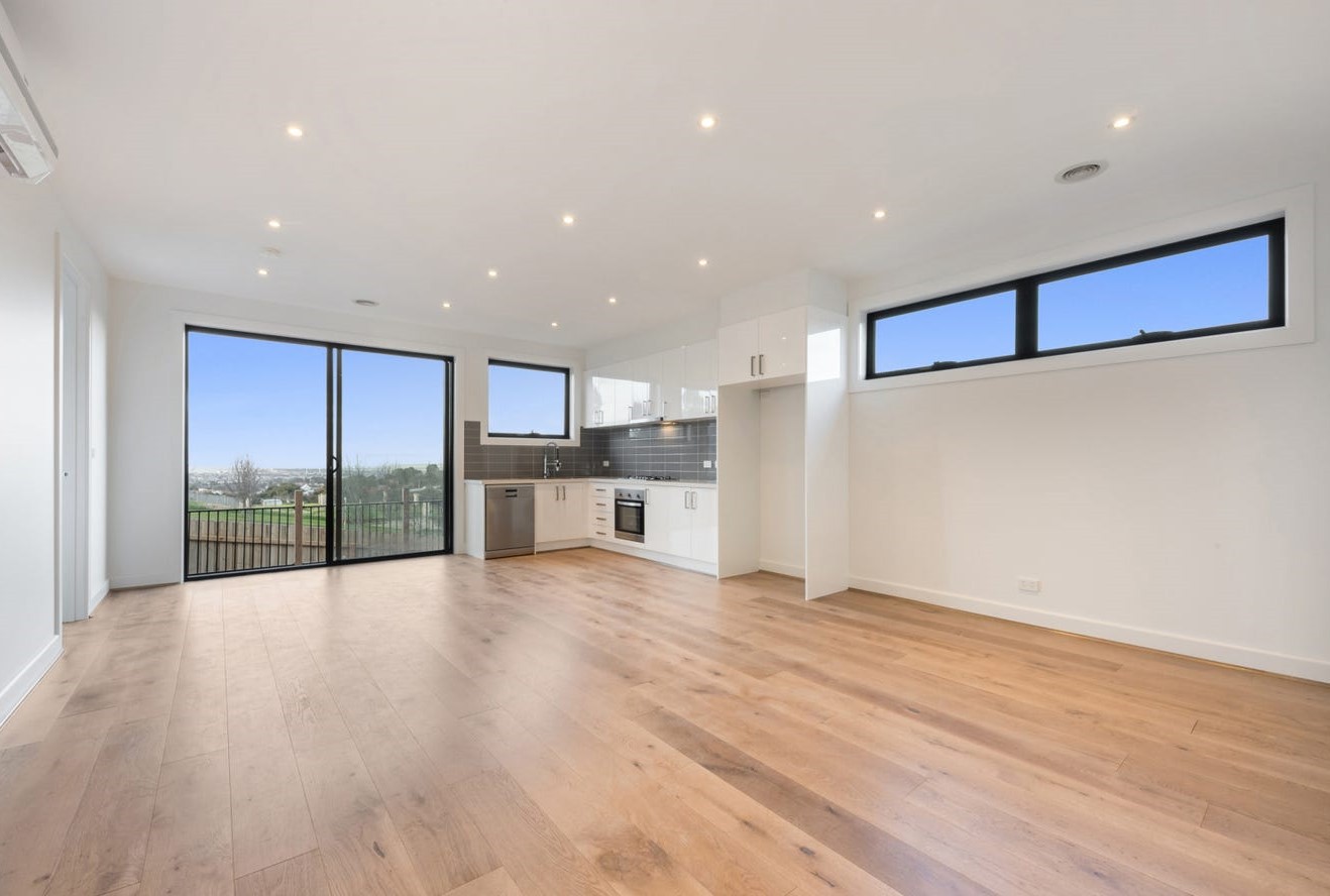 3/13 Oakhill Avenue, Highton, VIC 3216 - Thumbnail 1 - 20/12/2022