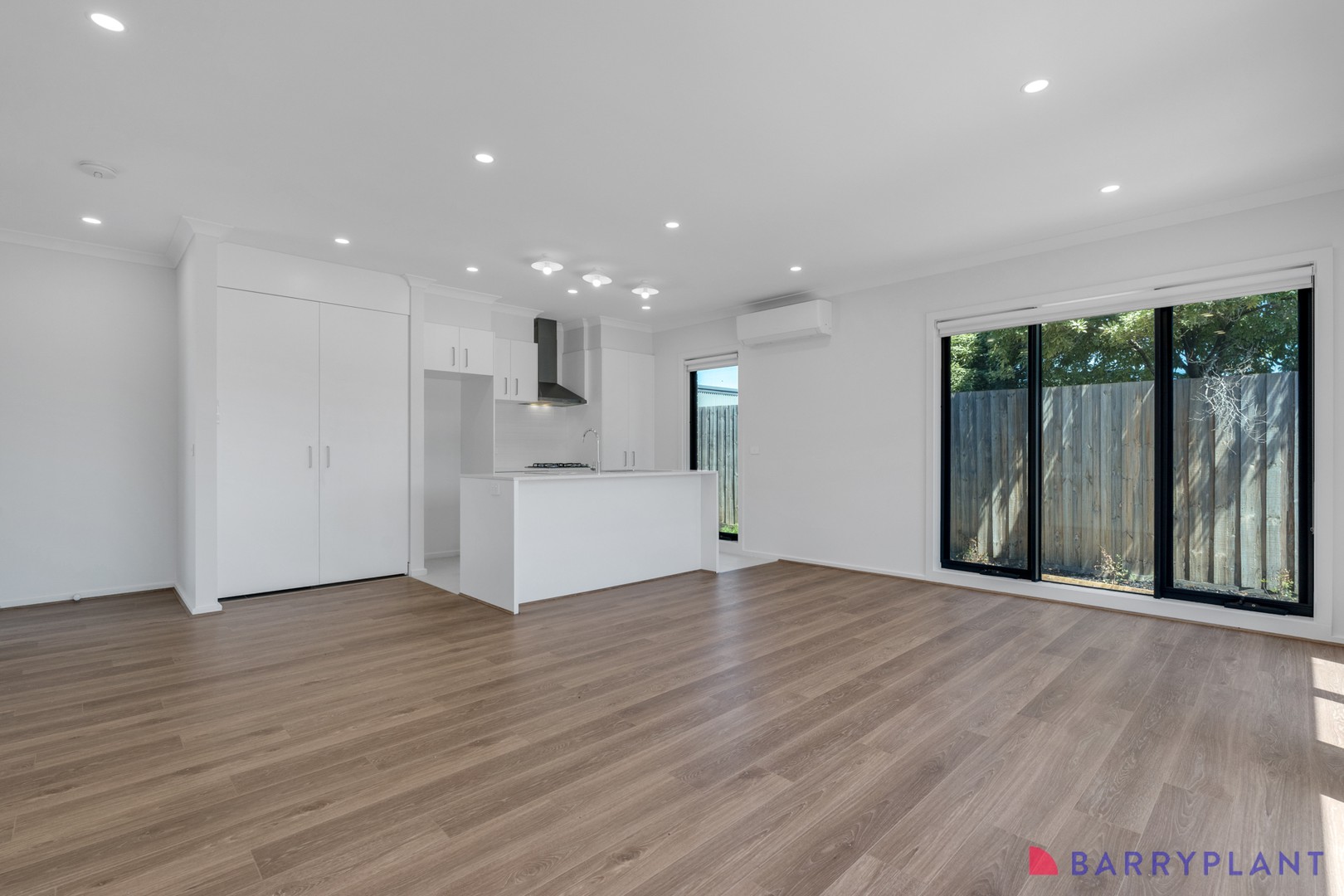 3/133 St Vigeons Road, Reservoir, VIC 3073, Reservoir - Thumbnail 2