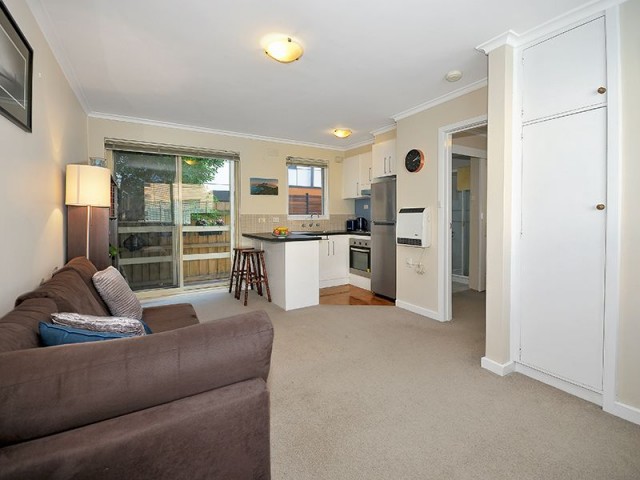 3/137A Woodland Street, Essendon, VIC 3040, Essendon - Thumbnail 3