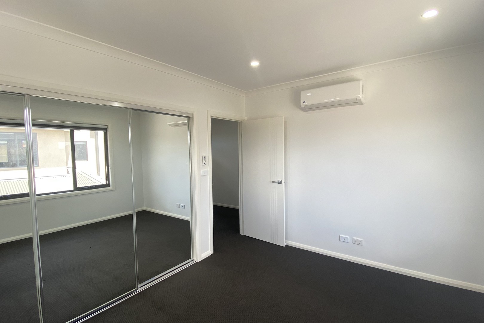 3/138-140 St Vigeons Road, Reservoir, VIC 3073, Reservoir - Thumbnail 7