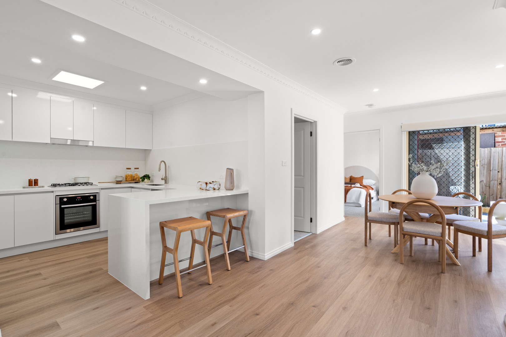3/142 Cooper Street, Essendon, VIC 3040, Essendon - Thumbnail 3