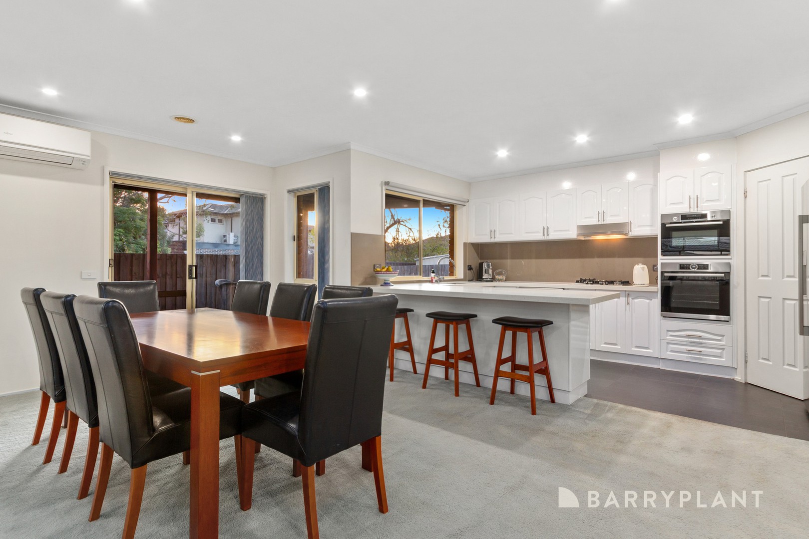 3/15 Cynthia Court, Wantirna South, VIC 3152 - Thumbnail 2 - 29/04/2025