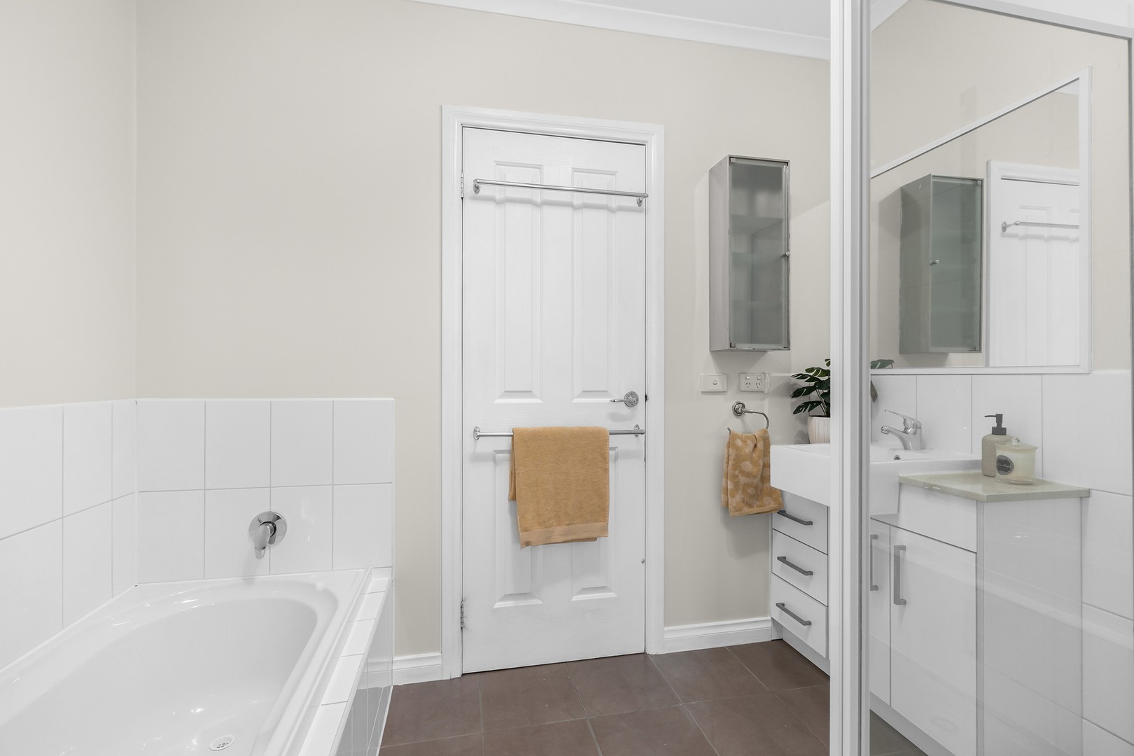 3/15 Miranda Road, Reservoir, VIC 3073, Reservoir - Thumbnail 6