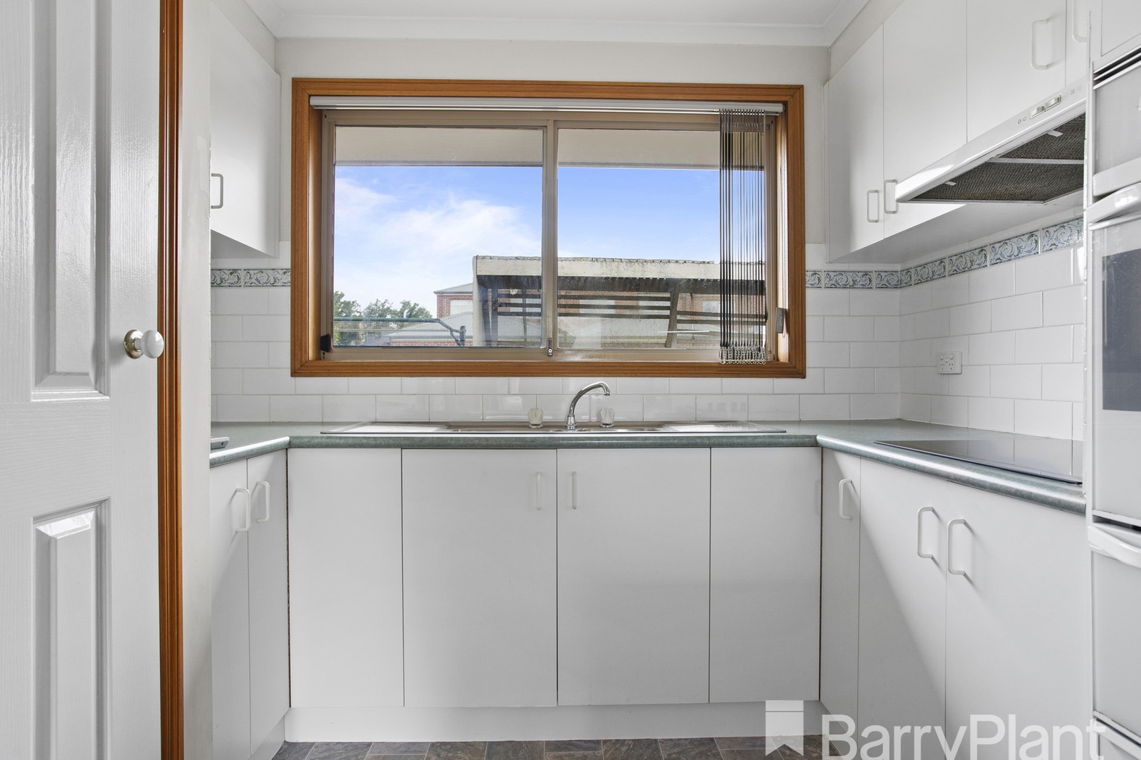 3/15 Park Street, Wendouree, VIC 3355, Wendouree - Thumbnail 6