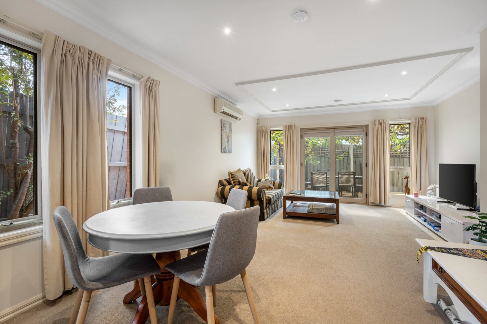 3/15 Shannon Avenue, Hamlyn Heights, VIC 3215 - Thumbnail 2 - 08/04/2025