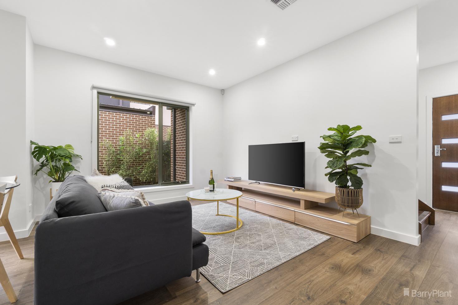 3/159 Porter Road, Heidelberg Heights, VIC 3081 - Thumbnail 2 - 12/11/2021