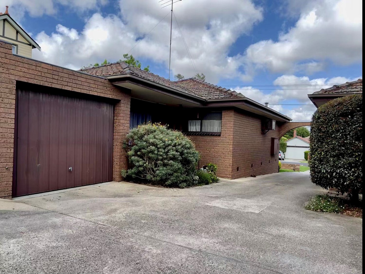 3/16-18 Violet  Street, Essendon, VIC 3040 - Thumbnail 1 - 09/11/2021
