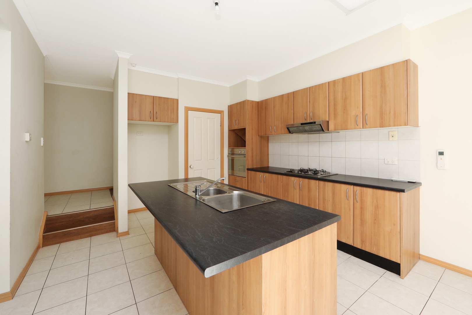 3/16 Gresford Road, Wantirna, VIC 3152 - Thumbnail 1 - 18/11/2021