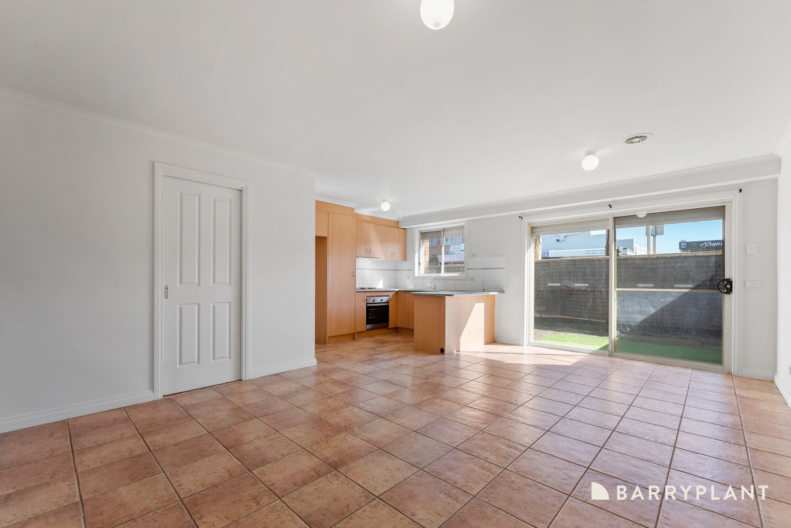 3/16 Hammond Street, Sunshine North, VIC 3020 - Thumbnail 2 - 21/08/2025