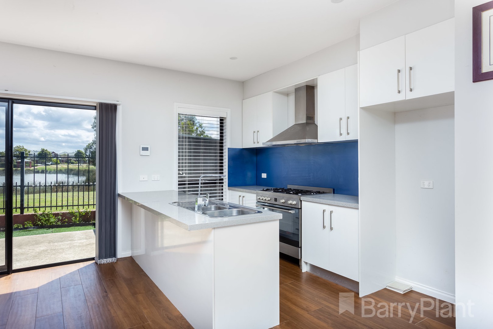 3/16 La Rochelle Boulevard, Point Cook, VIC 3030, Point Cook - Thumbnail 4
