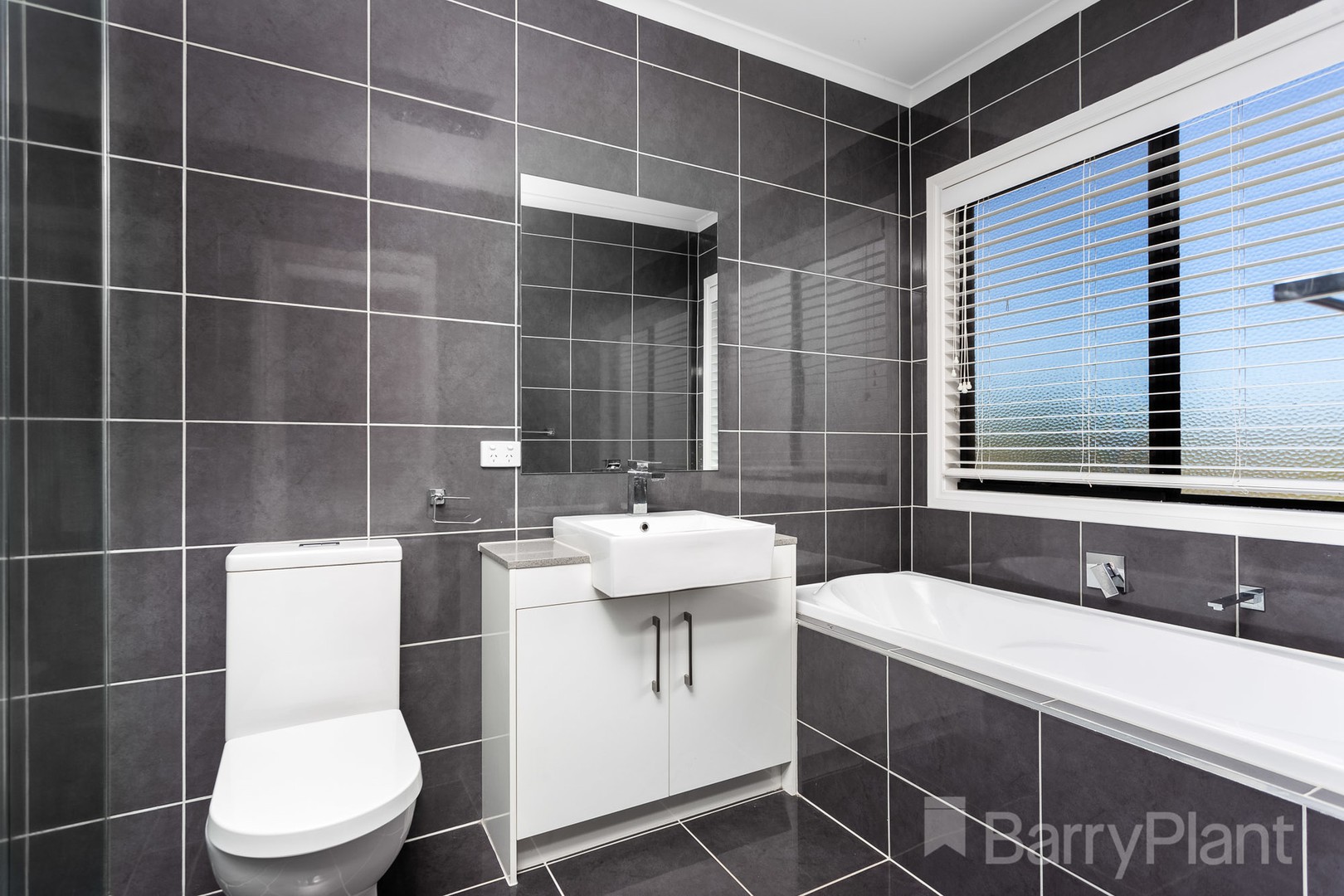 3/16 La Rochelle Boulevard, Point Cook, VIC 3030, Point Cook - Thumbnail 8