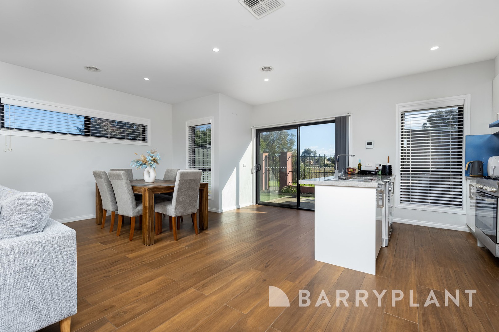 3/16 La Rochelle Boulevard, Point Cook, VIC 3030, Point Cook - Thumbnail 8