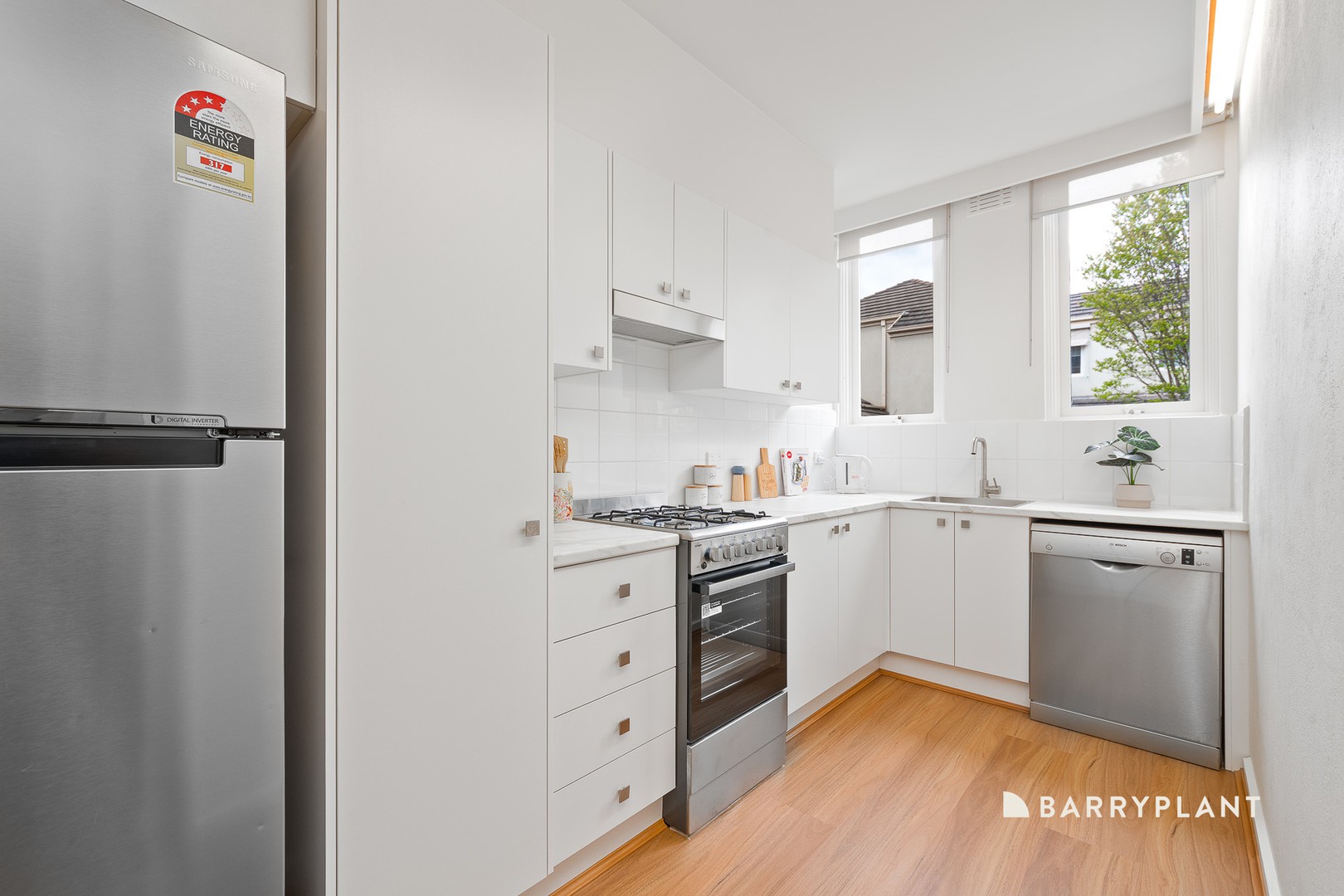 3/16 Silverdale Road, Eaglemont, VIC 3084 - Thumbnail 2 - 23/10/2025