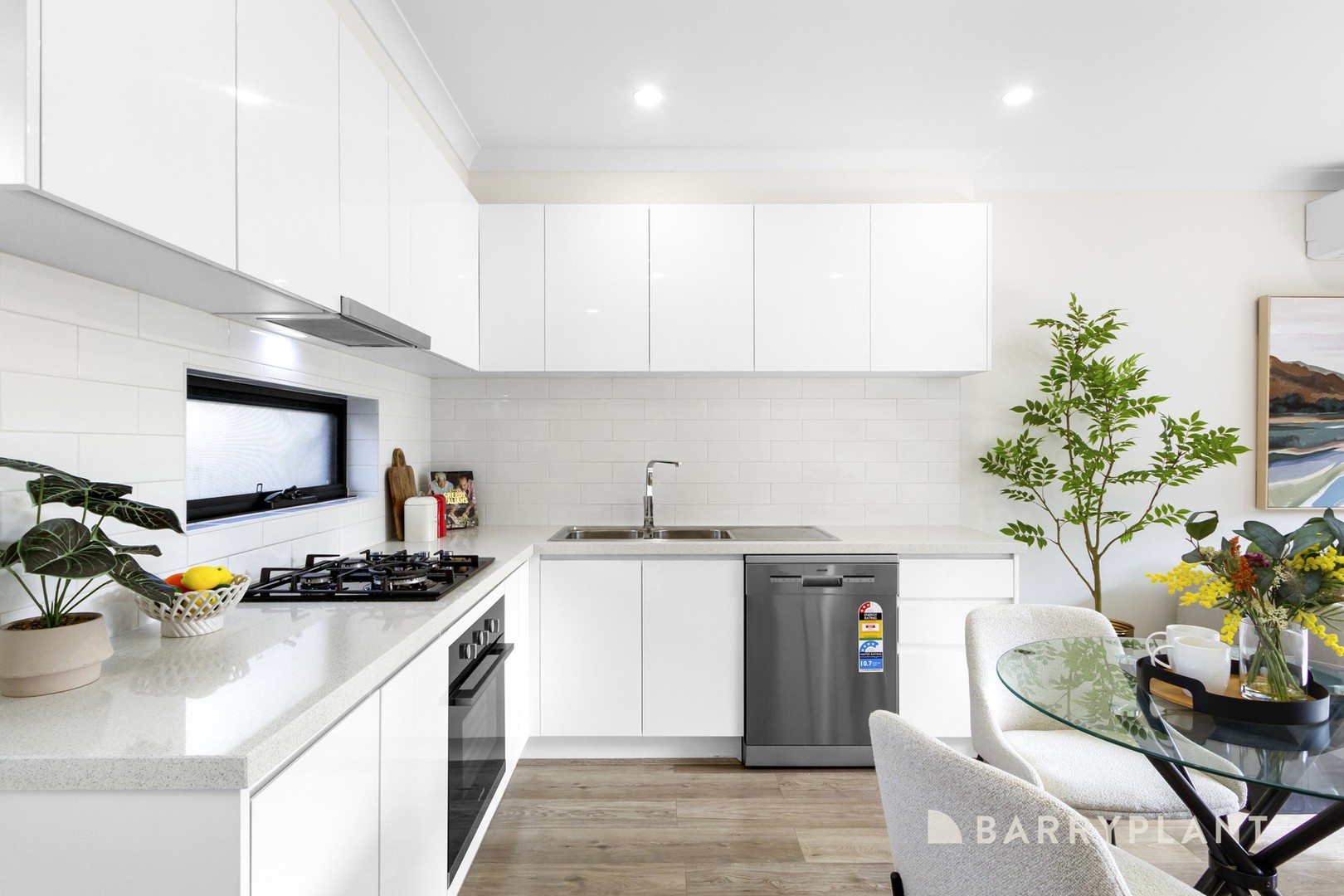 3/16 View Road, Bayswater, VIC 3153, Bayswater - Thumbnail 2